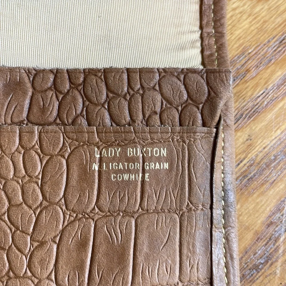 🎪 Buxton alligator grain cowhide tan leather wallet:
